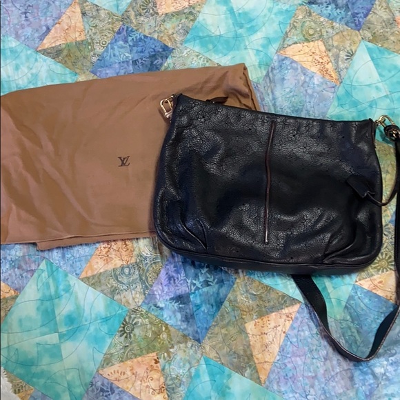 Louis Vuitton Perforated leather bag - Picture 8 of 8